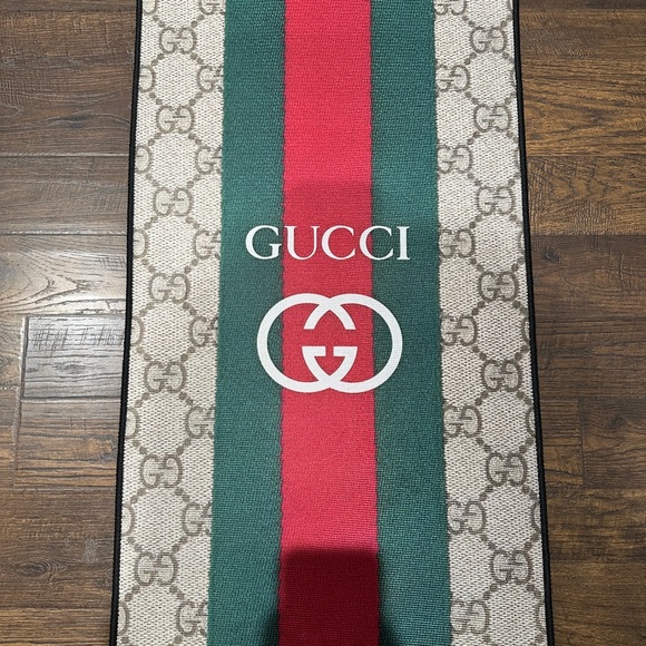 NEW Custom GUCCI Rug - Picture 2 of 2
